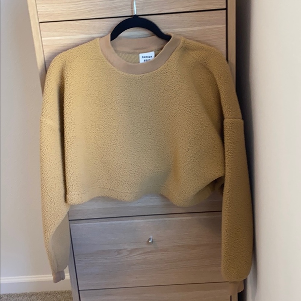 Cropped sweatshirt